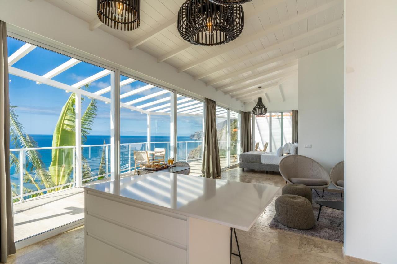 Отель Escarpa - The Madeira Hideaway Понта-ду-Сол Экстерьер фото